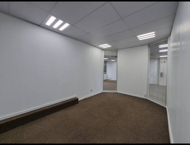170M² OFFICE TO LET IN ROSEBANK